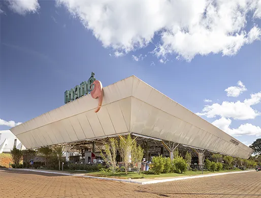 Limpeza de Caixa D'água de Mercado na Granja Viana